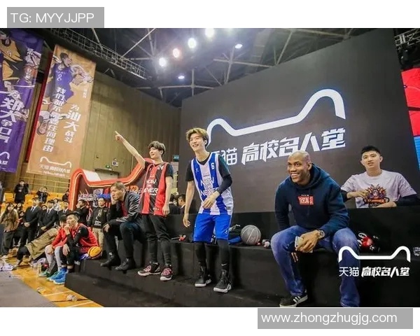 足球明星挂件系列亮相 精美设计与收藏价值并重引领潮流风尚